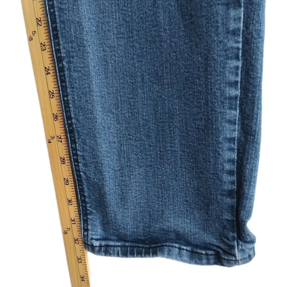 Levi's 541 Straight Leg Men's Jeans, 38 x 34 (really 32L) Medium‎ Wash Blue